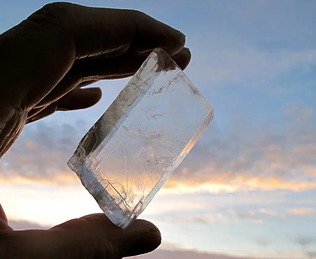 Cristallo di Calcite - "Pietra solare"